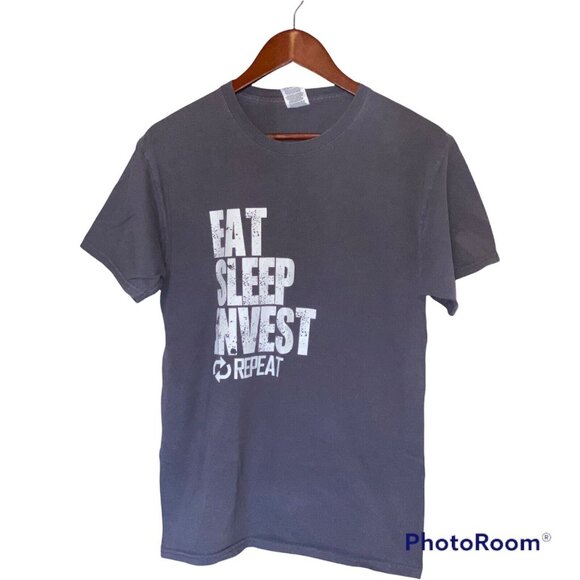 Eat Sleep Invest Repeat Gray S/S T-Shirt Men's Size M Graphic Tee Fruit Of Loom - Picture 1 of 10